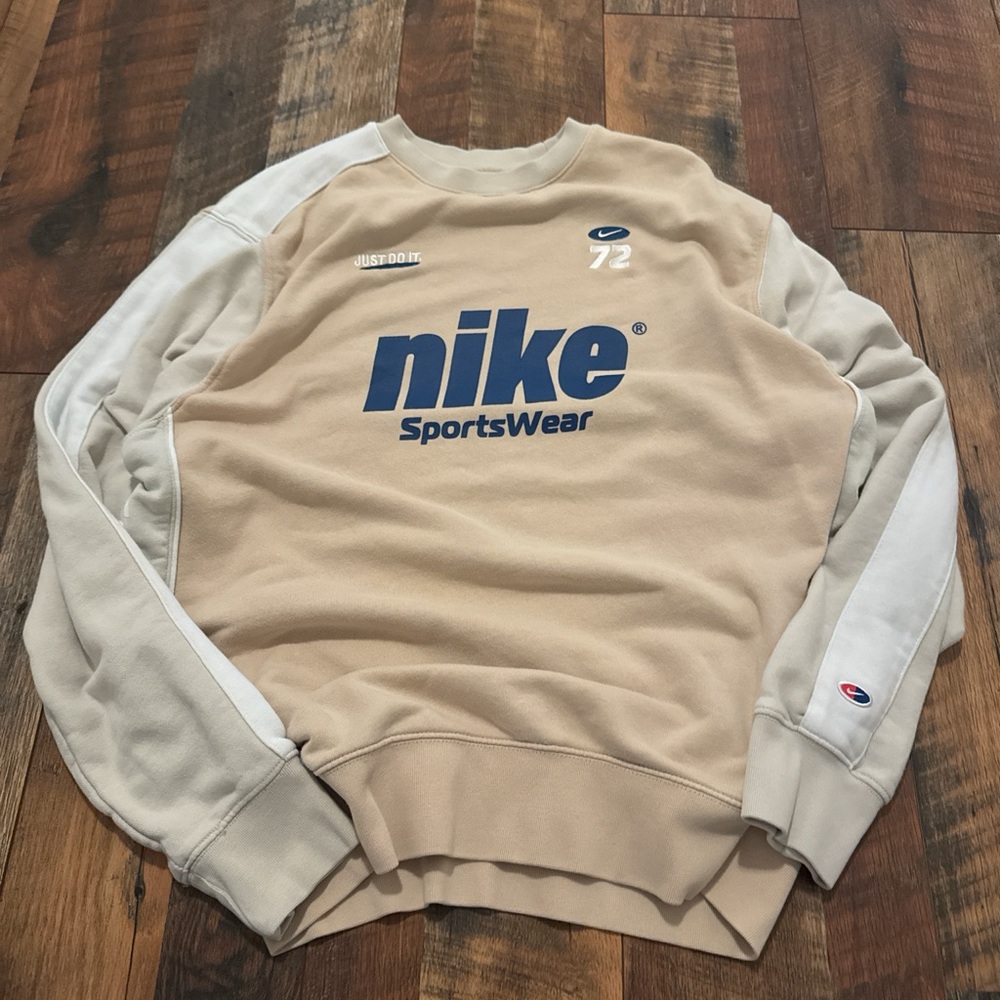 Nike Tan Crewneck Sweatshirt